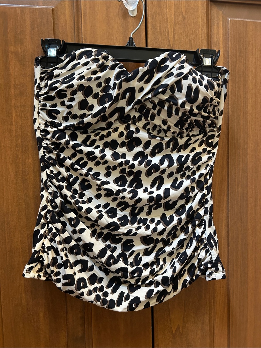 Bleu Rod Beattie Black and Cream Cheetah Print swimTop size 8 new